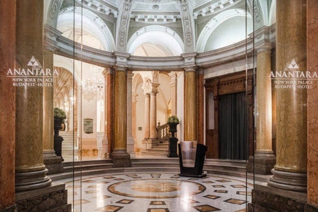 Anantara New York Palace