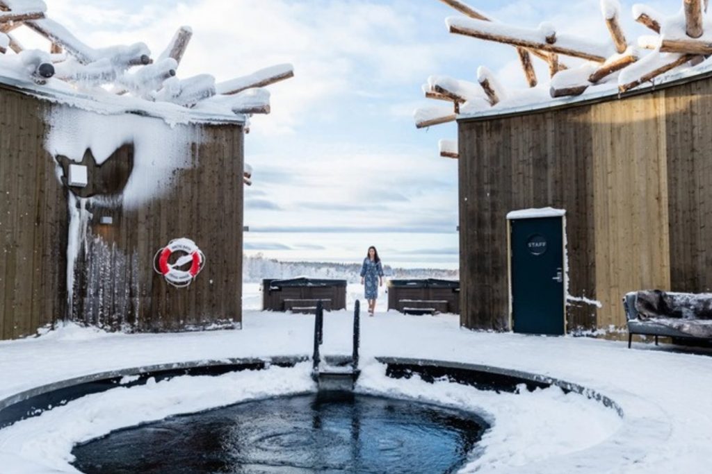 Arctic Bath