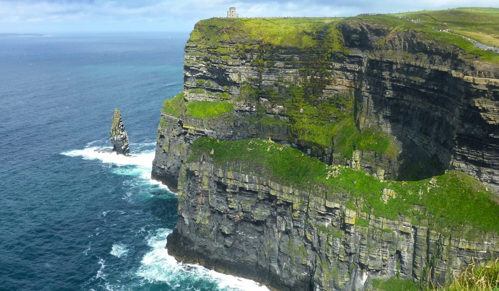 The grand houses of Ireland
