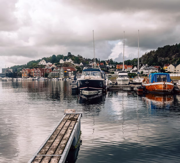The coastal voyage